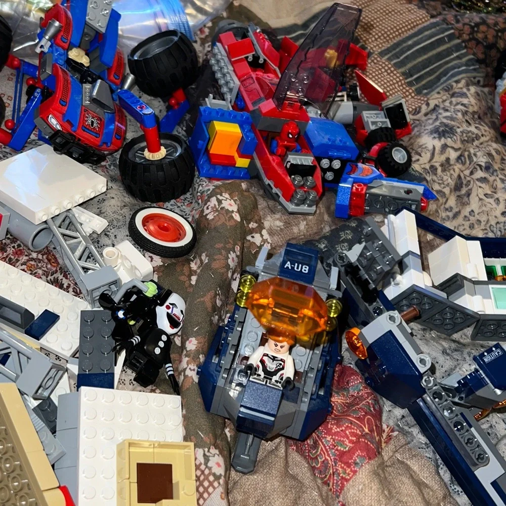 Lego Marvel Avengers Spider-Man & Space building sets